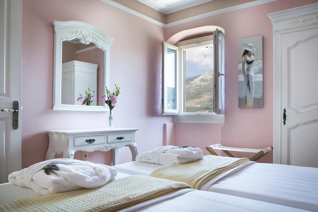 Iconic Villas - Villa Vada أيّا إفيميا الغرفة الصورة