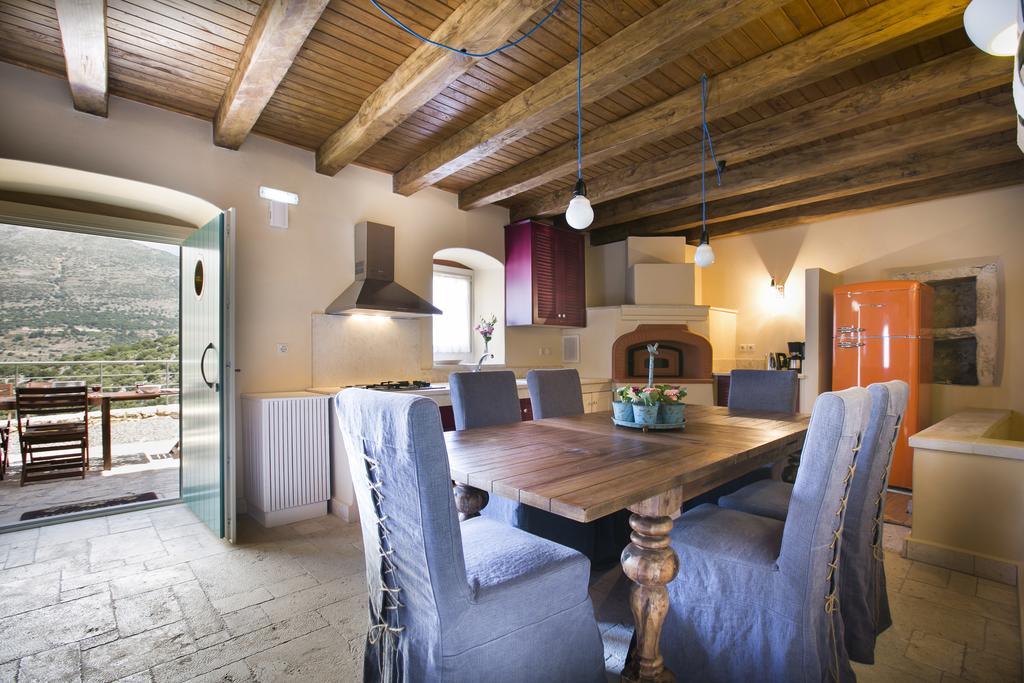 Iconic Villas - Villa Vada أيّا إفيميا الغرفة الصورة